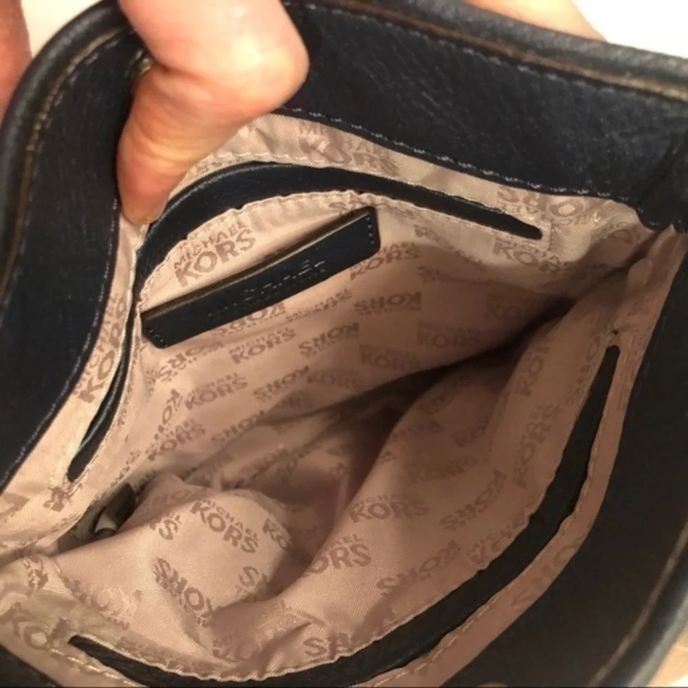 Michael kors blue leather crossbody messenger bag